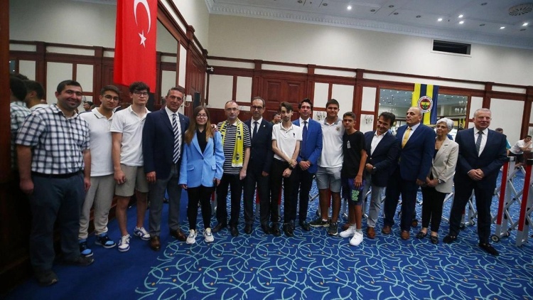 Fenerbahçe'de bayramlaşma töreni gerçekleştirildi